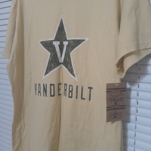 Men"s Tee - Picture 4 of 4